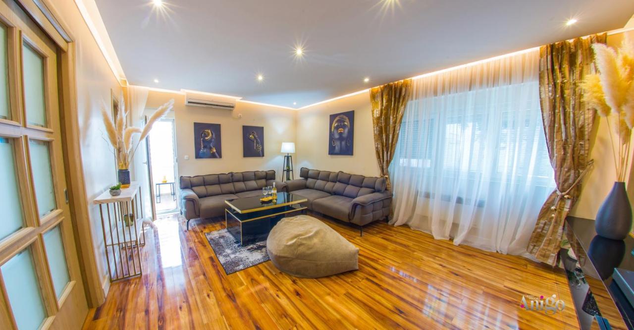 Luxury Apartment Black And Gold Mostar Exteriér fotografie