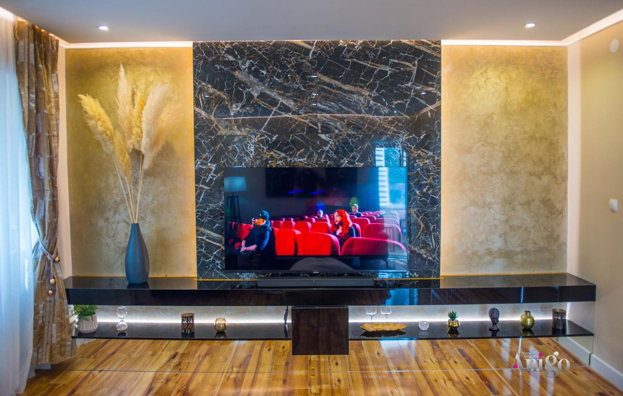 Luxury Apartment Black And Gold Mostar Exteriér fotografie