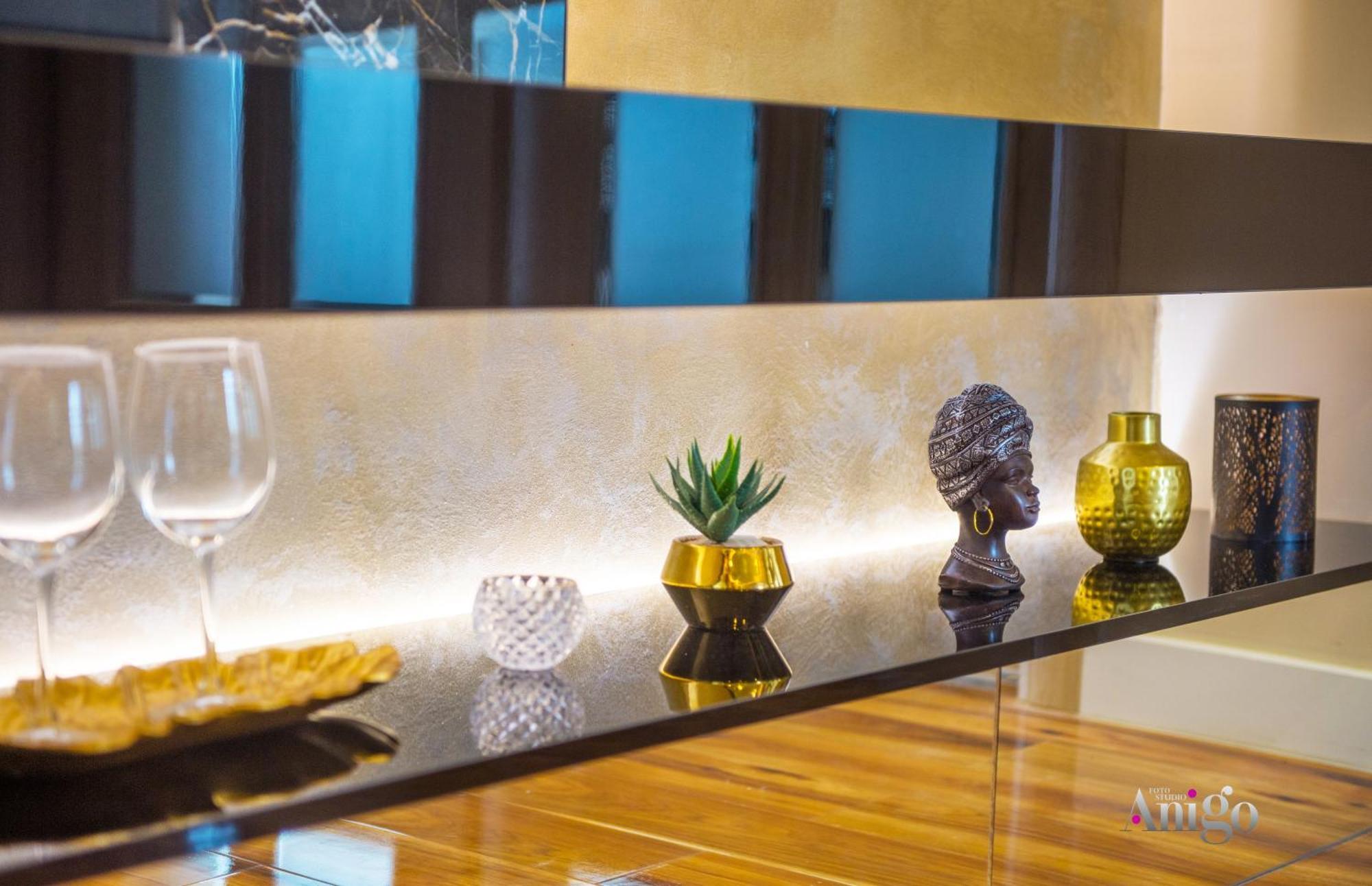 Luxury Apartment Black And Gold Mostar Exteriér fotografie